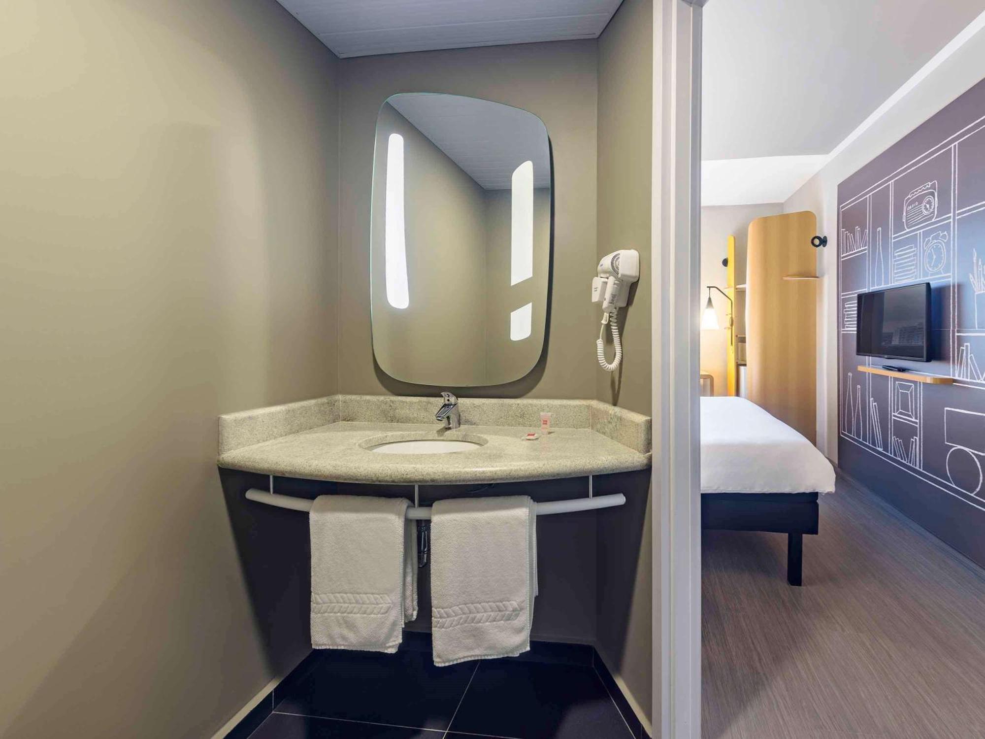 Ibis Jacarei Otel Dış mekan fotoğraf
