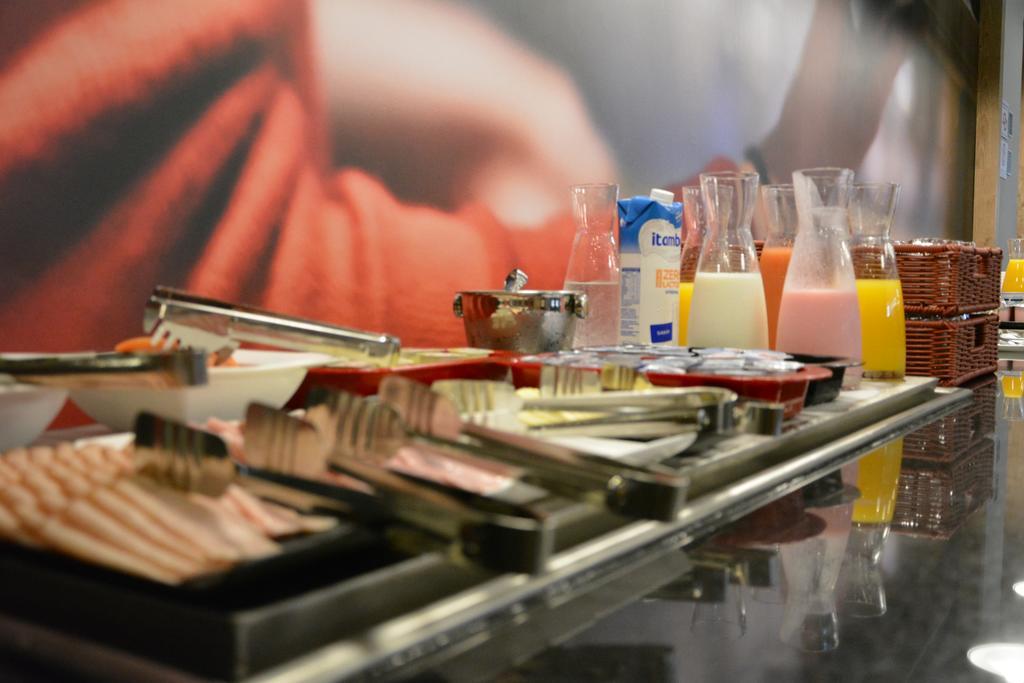 Ibis Jacarei Otel Dış mekan fotoğraf